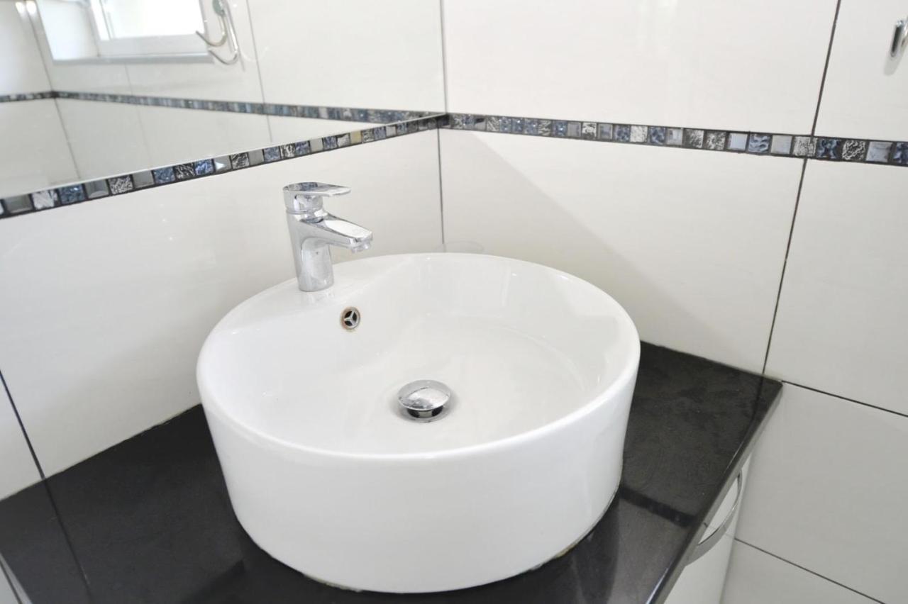 Central Apartment Njegoseva 214 科托尔 外观 照片