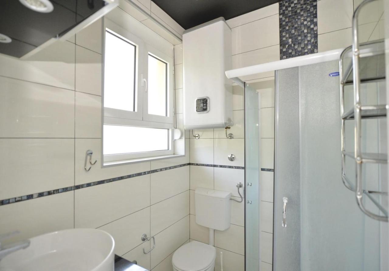 Central Apartment Njegoseva 214 科托尔 外观 照片